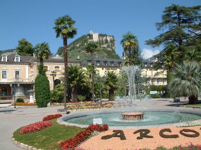 10 Arco -